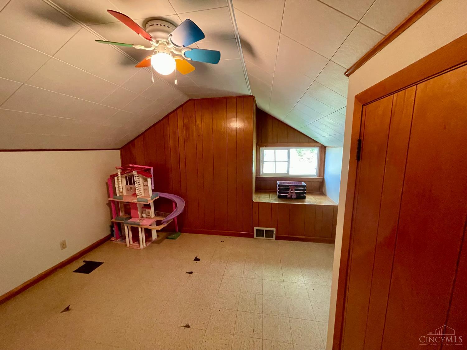 18049 Stone Church Road Laurel, IN 47024 - Photo 13 of 34 Gallery Image 13