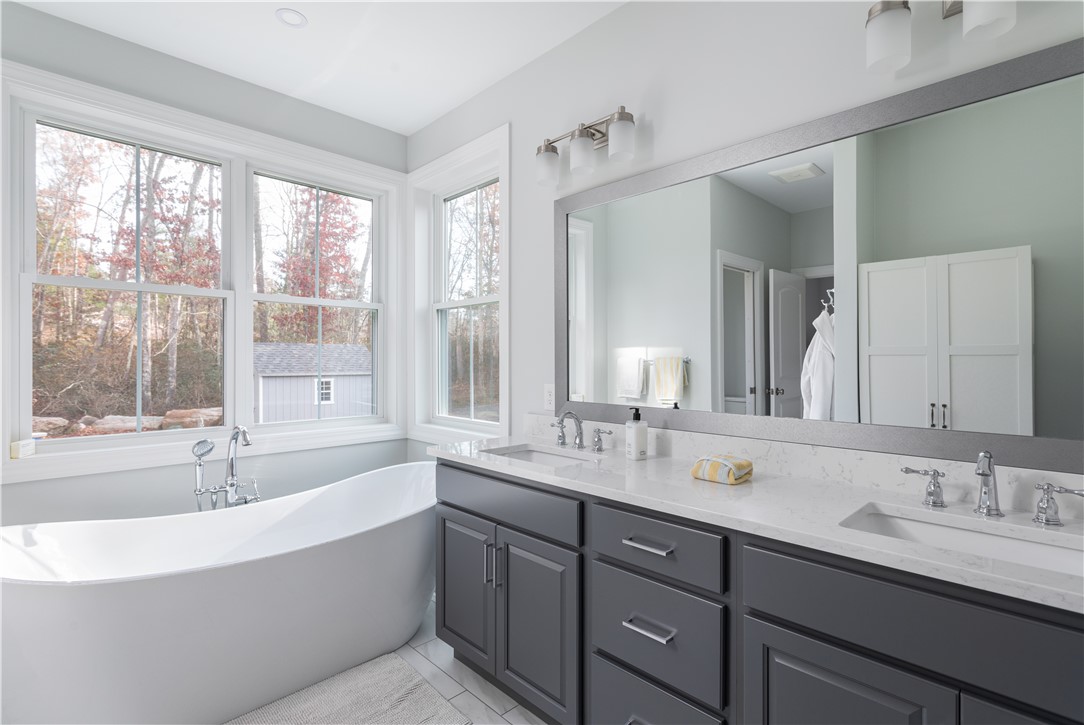 19 Shady Grove Road Hopkinton, RI 02832 - Photo 14 of 37