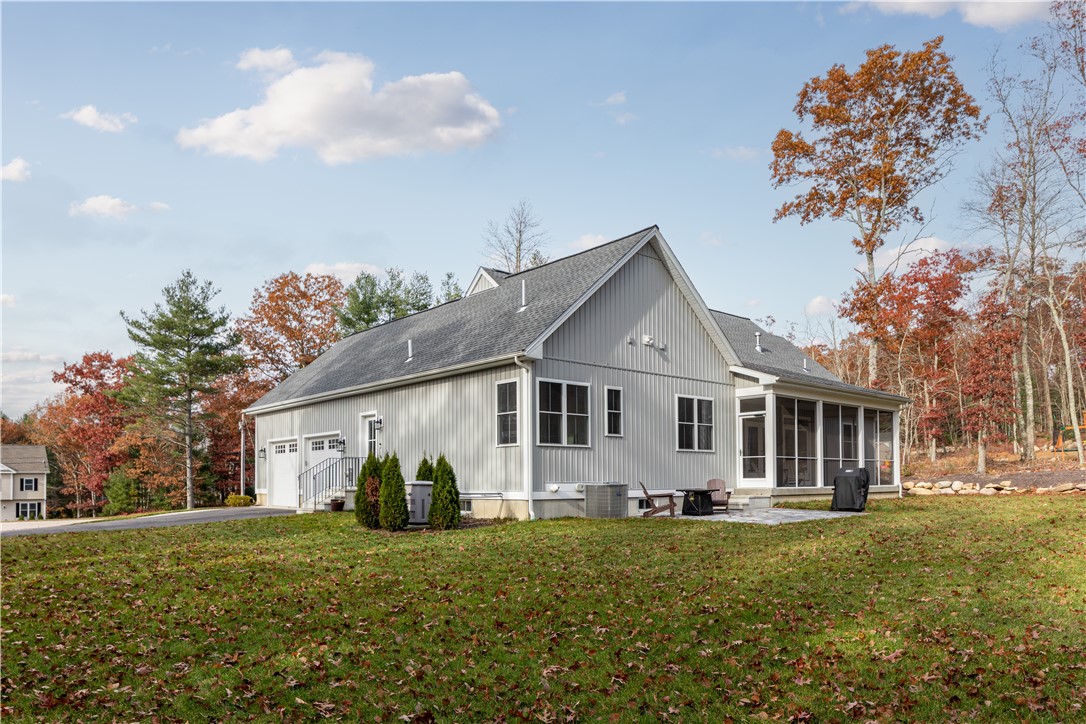 19 Shady Grove Road Hopkinton, RI 02832 - Photo 27 of 37