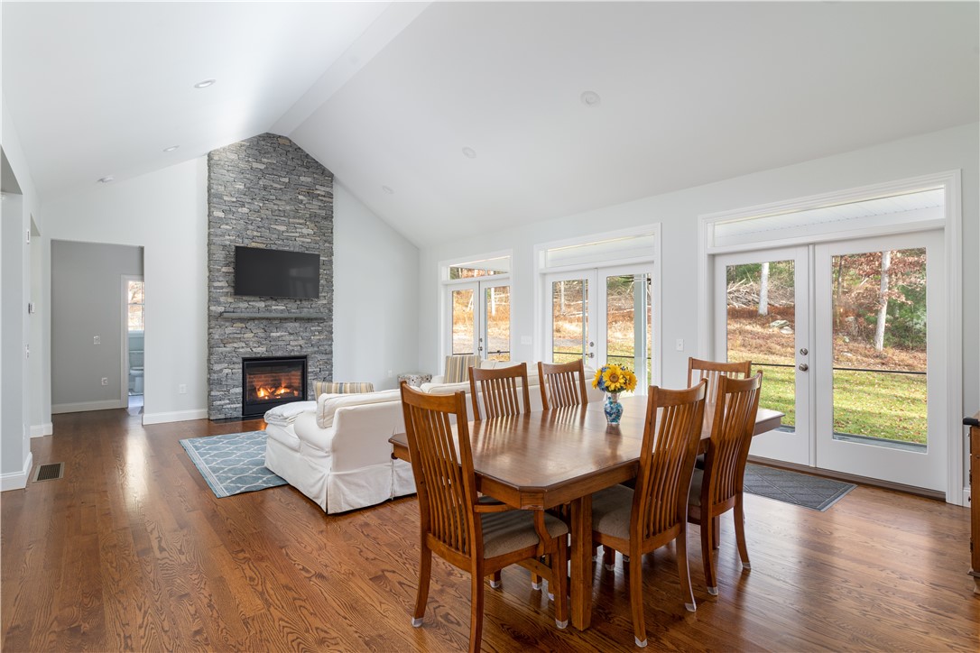 19 Shady Grove Road Hopkinton, RI 02832 - Photo 7 of 37