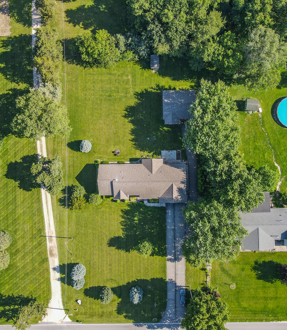 415 East Southmor Road Morris, IL 60450 - Photo 8 of 60