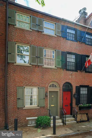 a front view of a building