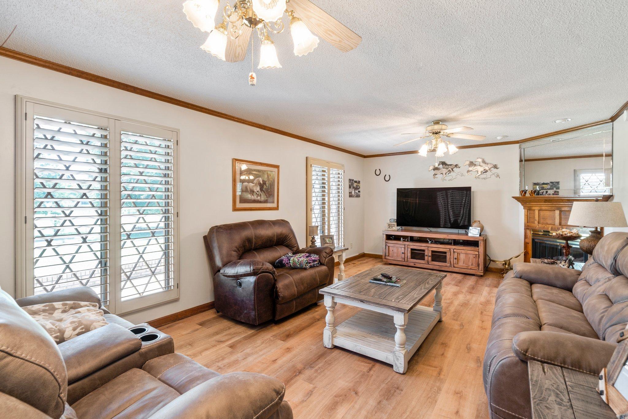 337 County Road 725 Riceville, TN 37370 - Photo 5 of 58 5