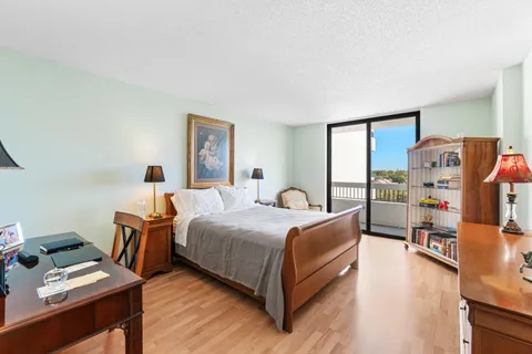 $399,900 | 23200 Camino Del Mar, Unit 604, Boca Raton, FL 33433