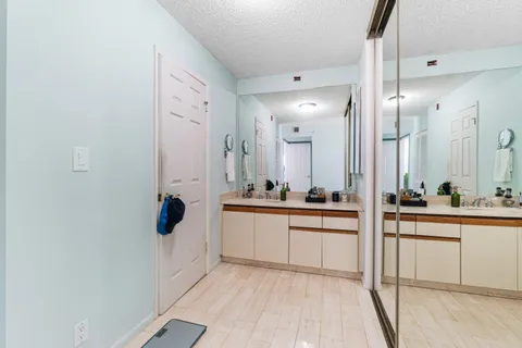 $399,900 | 23200 Camino Del Mar, Unit 604, Boca Raton, FL 33433