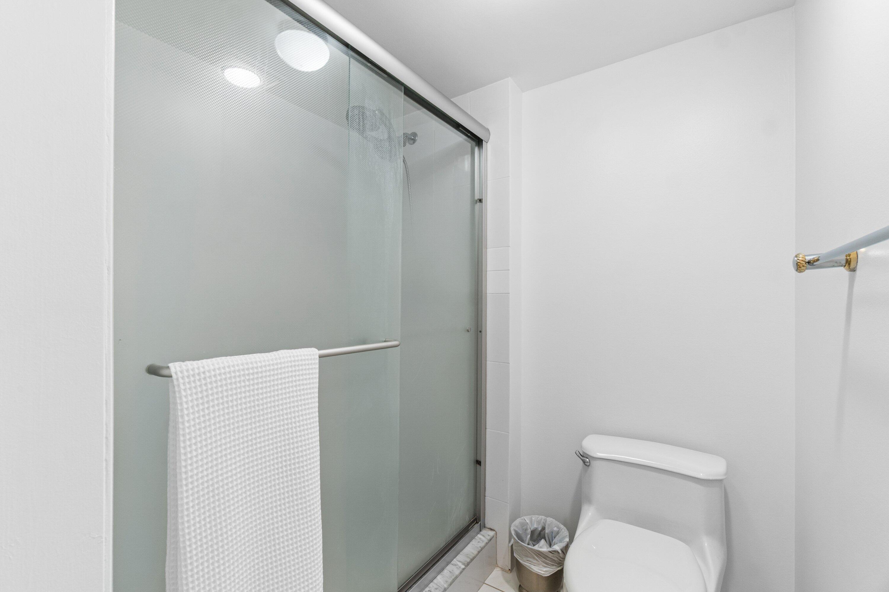 23200 Camino Del Mar, Unit 604 Boca Raton, FL 33433 - Photo 22 of 32 020-23200CaminoDelMar-604-BocaRaton-FL-3