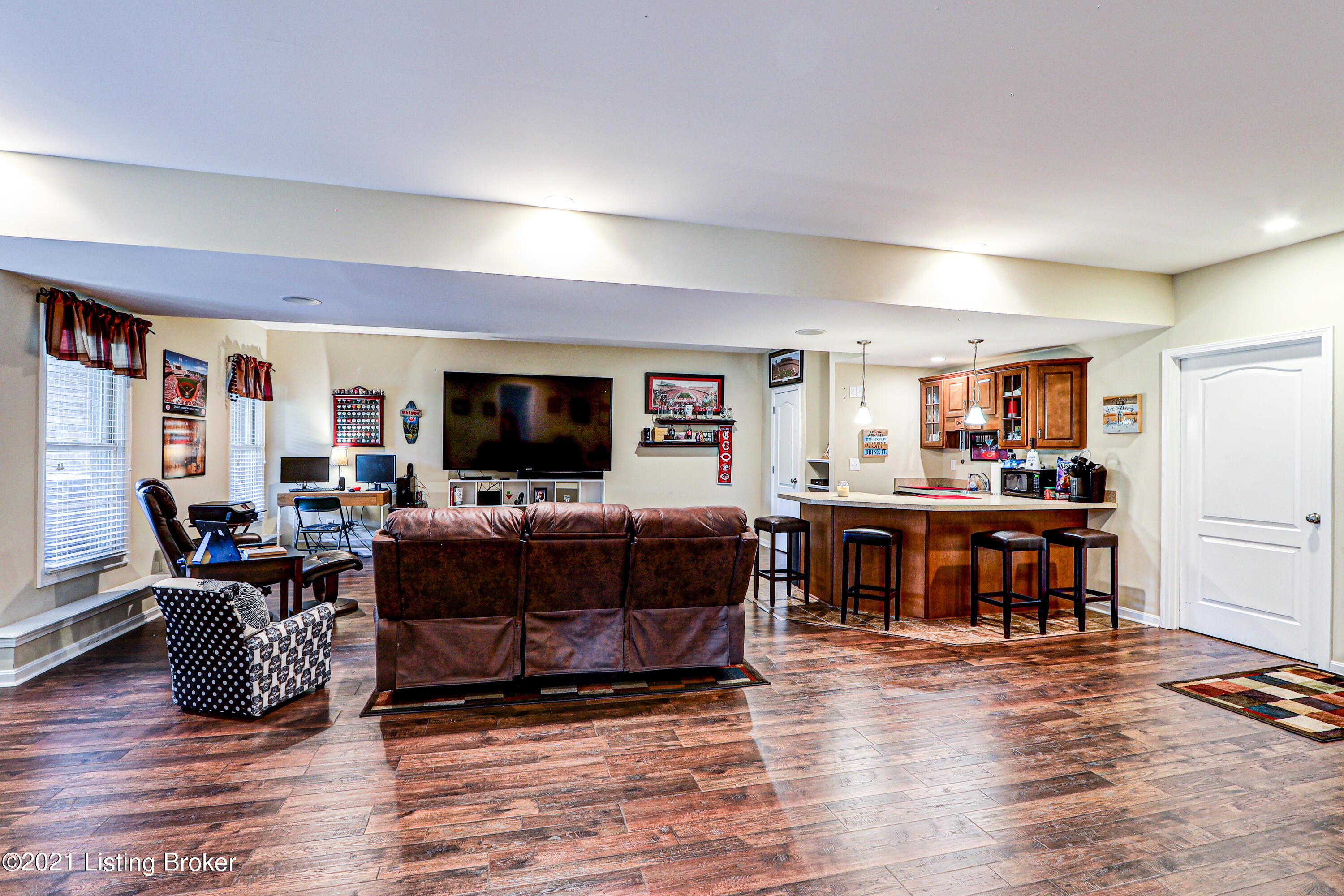 2706 Razor Ridge Court Louisville, KY 40299 - Photo 32 of 40 2706 razor ridge court (47 of 59)