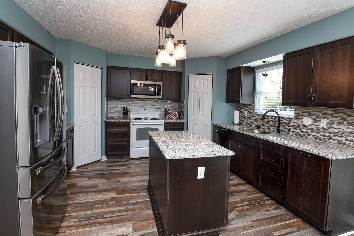 7283 Hunters Ridge Lane Cincinnati, OH 45247 - Photo 16 of 50 Gallery Image 16