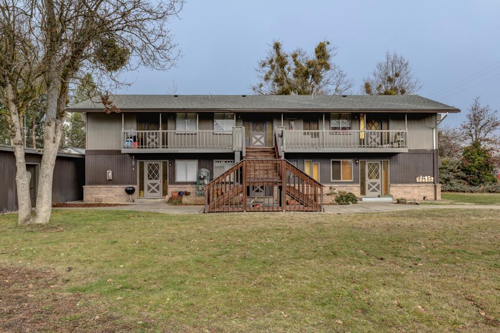102 Oak Grove Road Medford, OR 97501 - Photo 1 of 14 Primary Photo