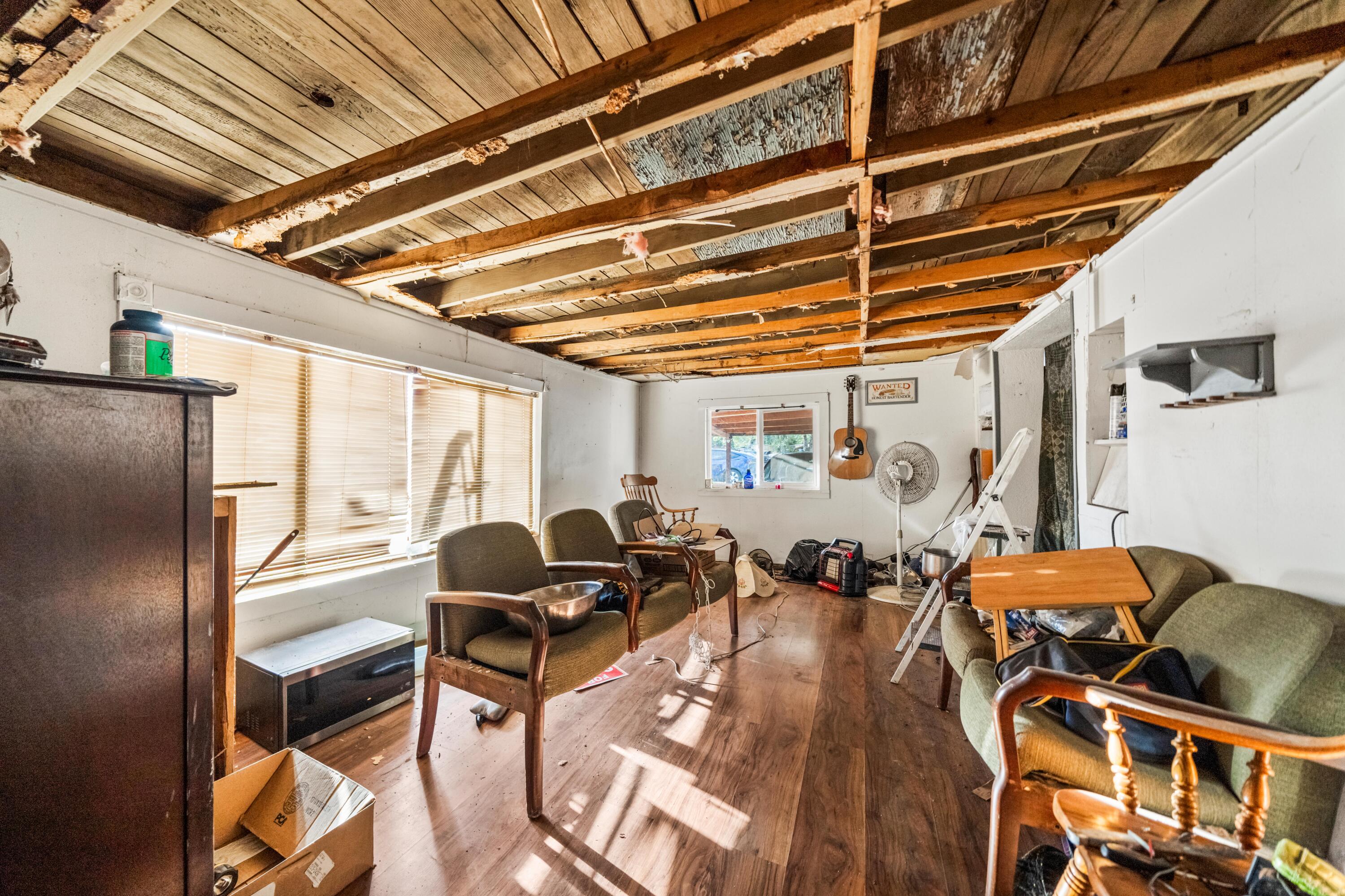 18534 Candy Lane Redding, CA 96003 - Photo 9 of 20