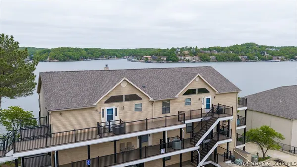 $259,900 | 138 Falls Point Drive, Unit 4B, Lake Ozark, MO 65049