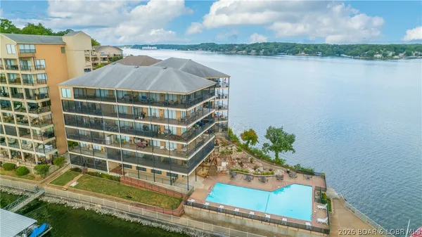 $259,900 | 138 Falls Point Drive, Unit 4B, Lake Ozark, MO 65049