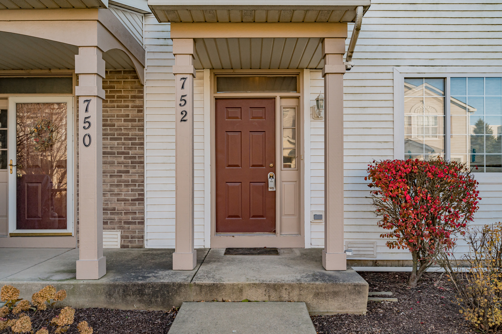 752 County Line Road Aurora, IL 60502 - Photo 2 of 30 a front view of a house