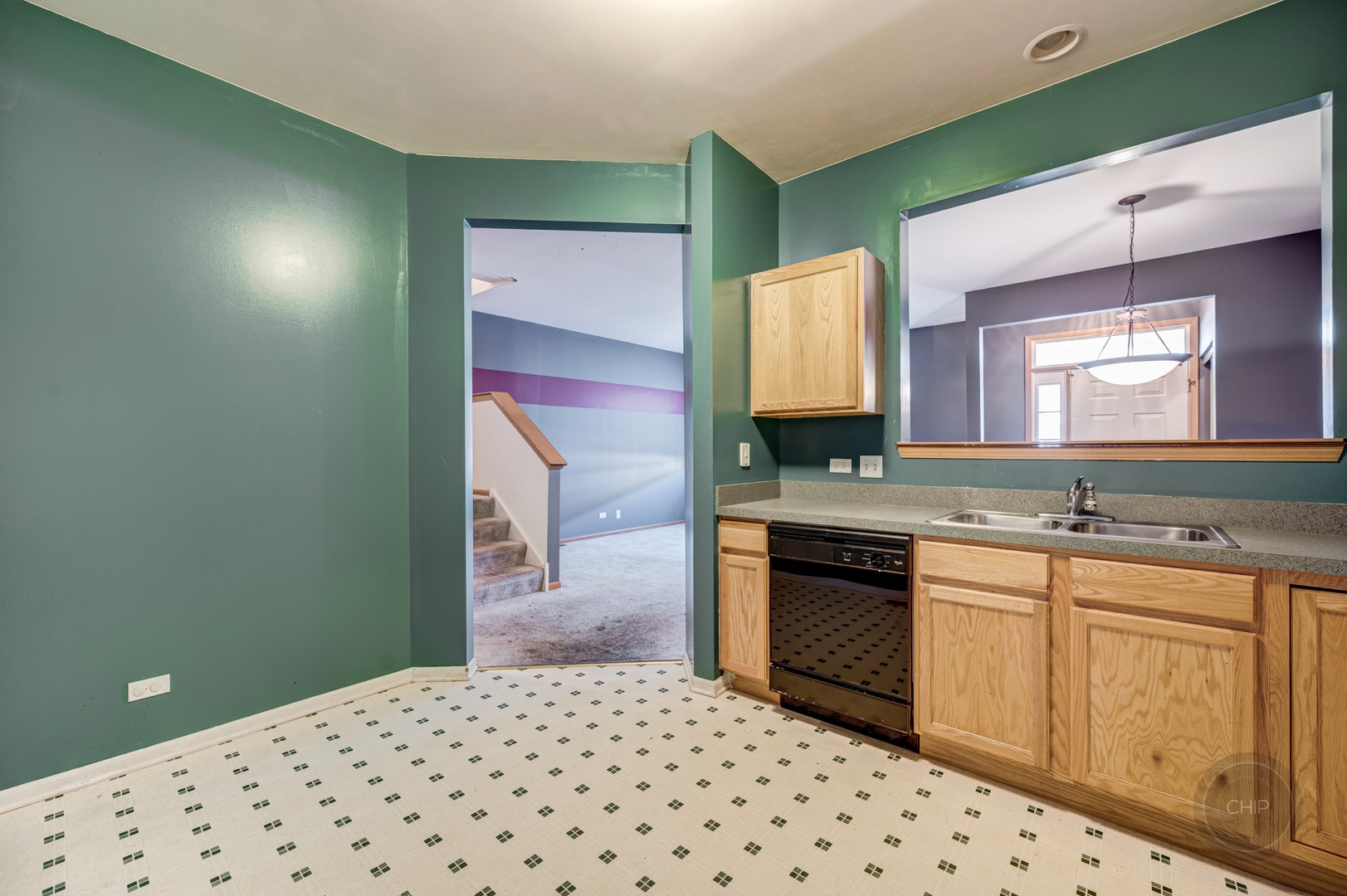 752 County Line Road Aurora, IL 60502 - Photo 15 of 30 a bathroom with a sink and a mirror