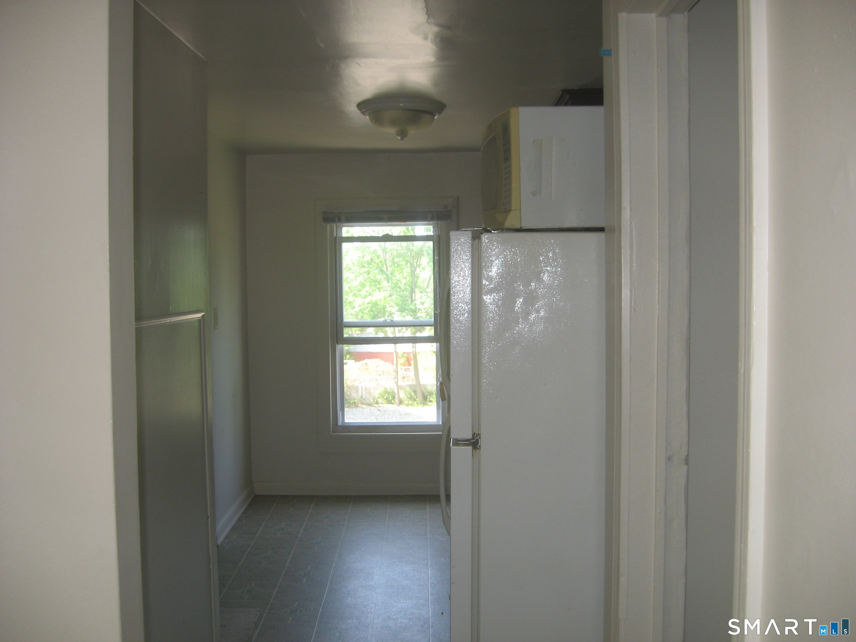 49 Washington Street, Unit 8 Bristol, CT 06010 - Photo 6 of 11