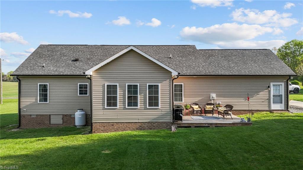 7042 Crescent Road Whitsett, NC 27377 - Photo 23 of 27 Gallery Image 23