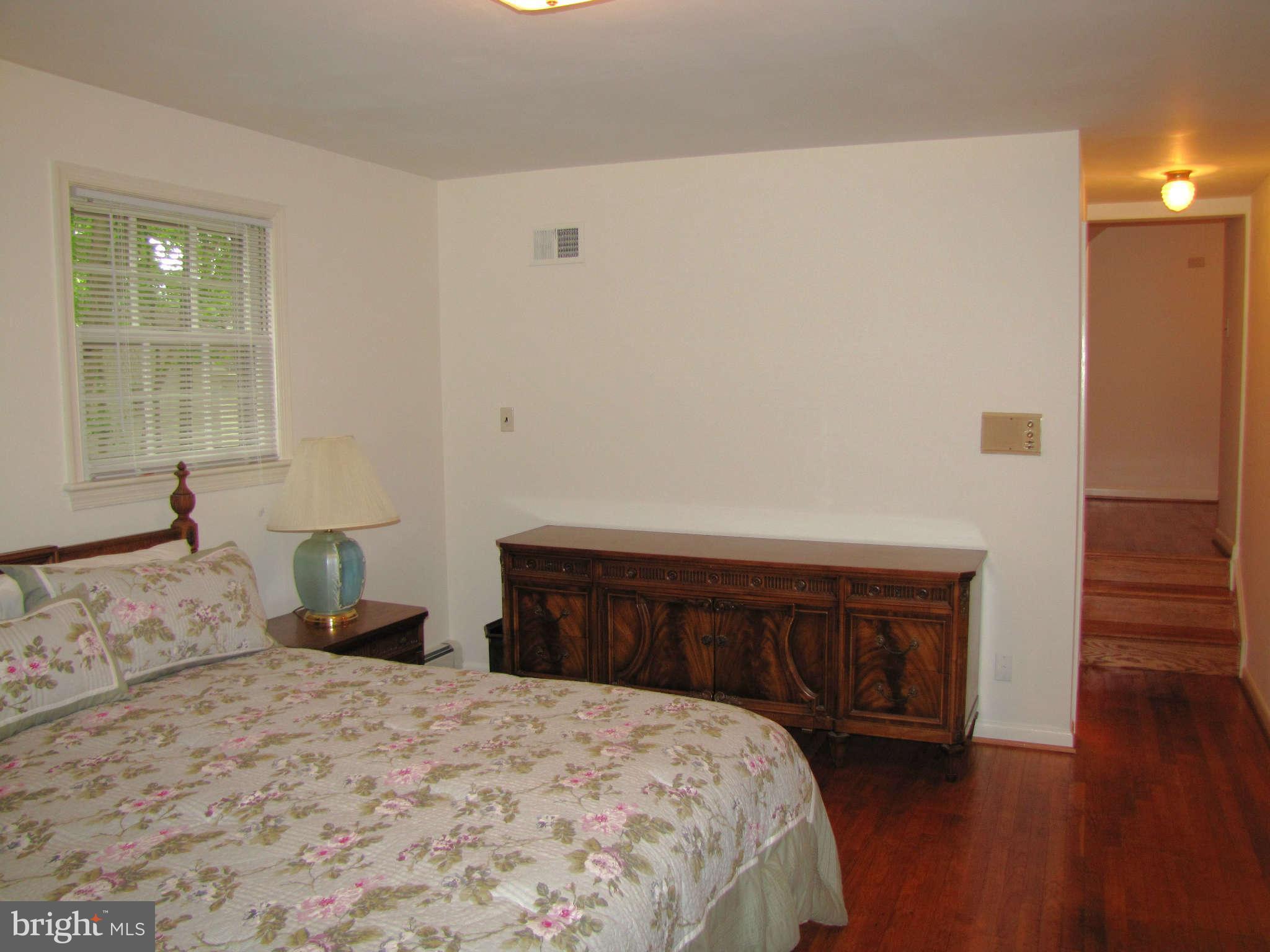 14701 Harold Road Silver Spring, MD 20905 - Photo 16 of 30 Bedroom (Master)