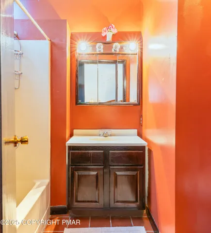 $215,000 | 114 Murray Hill Road, Unit 1C, East Stroudsburg, PA 18302