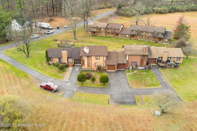 $215,000 | 114 Murray Hill Road, Unit 1C, East Stroudsburg, PA 18302