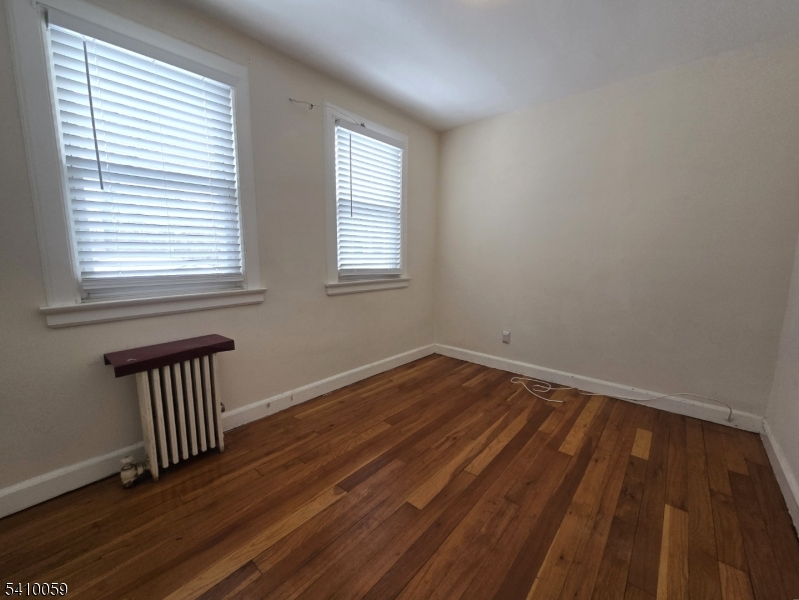 48 Freeman Place Nutley, NJ 07110 - Photo 14 of 17