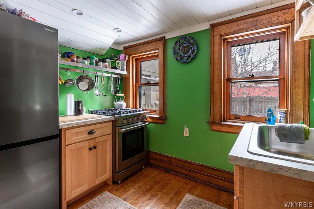 467 Virginia Street Buffalo, NY 14202 - Photo 14 of 50