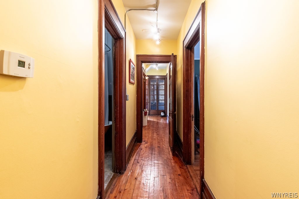 467 Virginia Street Buffalo, NY 14202 - Photo 33 of 50