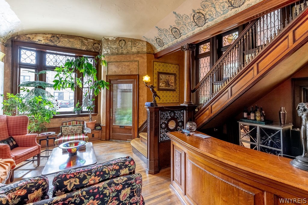 467 Virginia Street Buffalo, NY 14202 - Photo 10 of 50