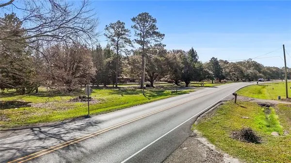 $675,000 | 13168 Joor Road, Baton Rouge, LA 70818