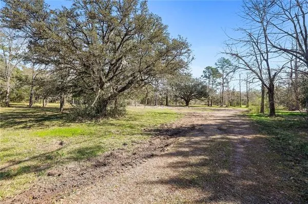 $675,000 | 13168 Joor Road, Baton Rouge, LA 70818