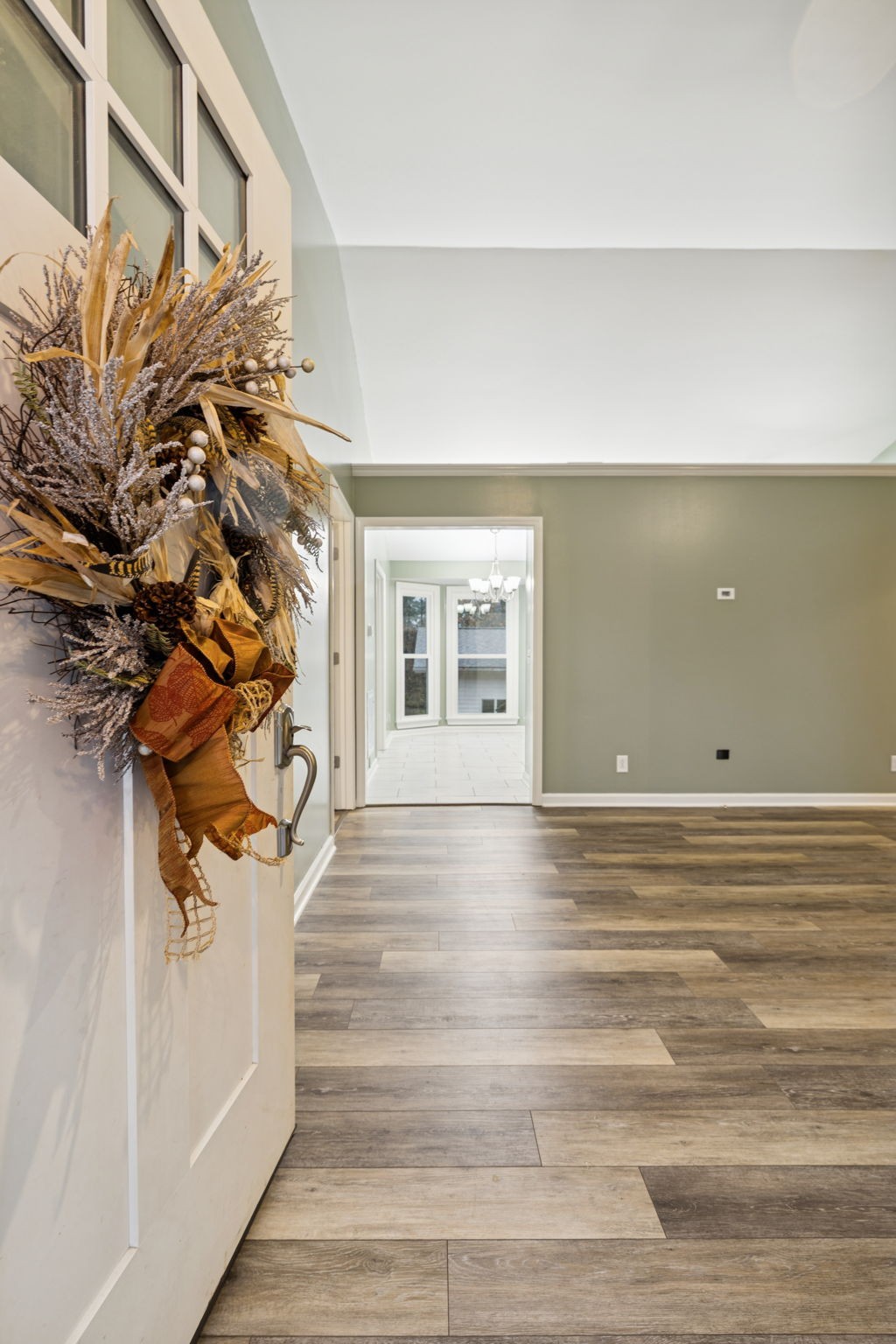 350 State Street Cookeville, TN 38501 - Photo 11 of 44 a view of a entryway