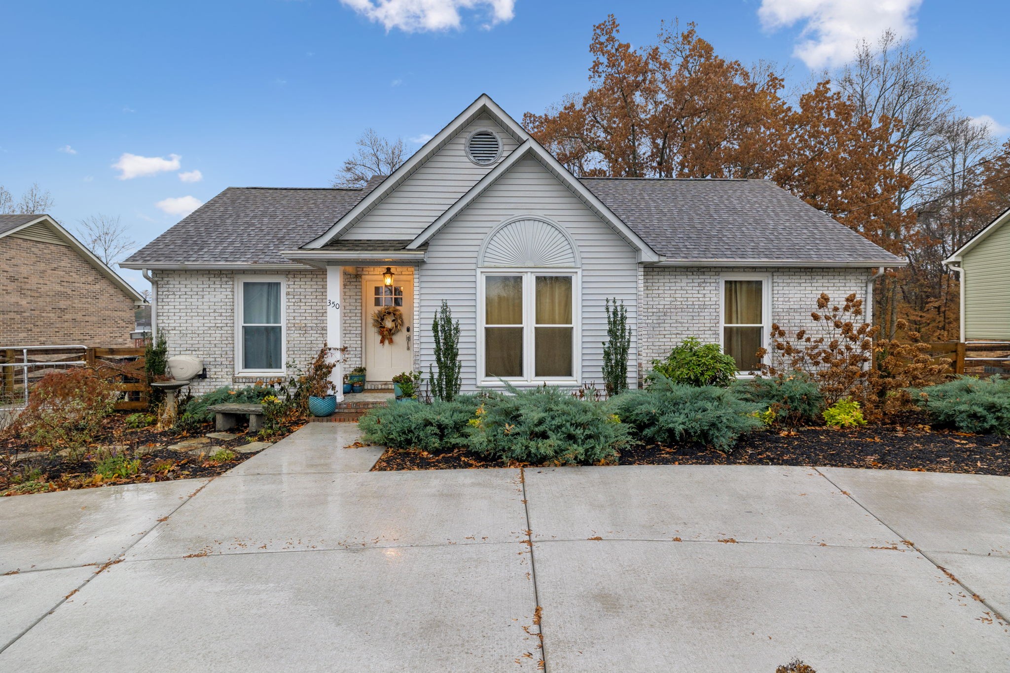 350 State Street Cookeville, TN 38501 - Photo 6 of 44 a front view of a house with garden