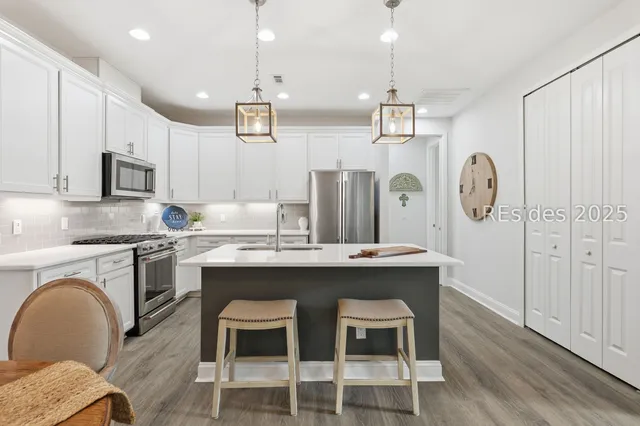 $469,900 | 77 Landshark Boulevard, Hardeeville, SC 29927