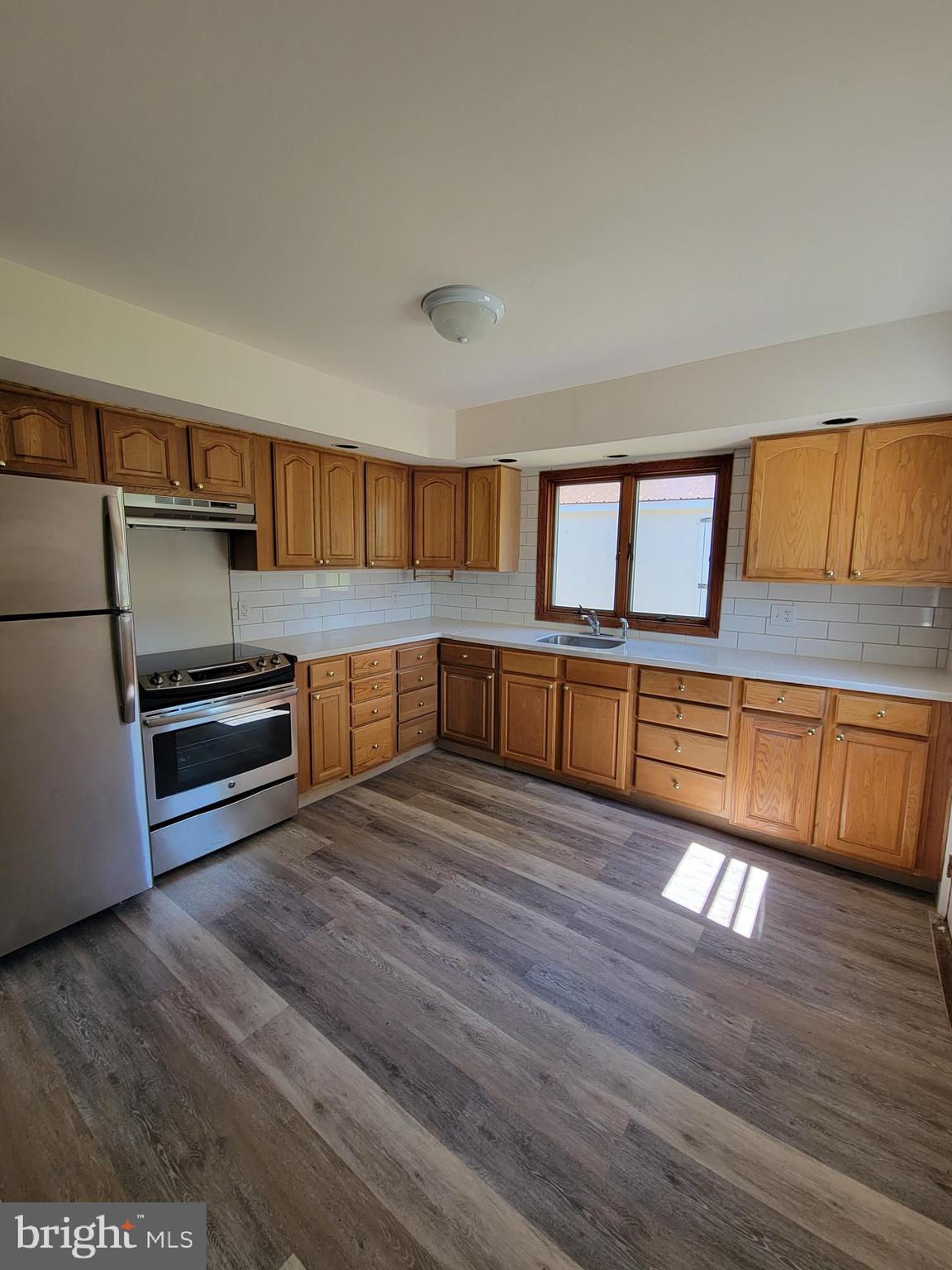 2619 Audubon Road Norristown, PA 19403 - Photo 3 of 25 Kitchen