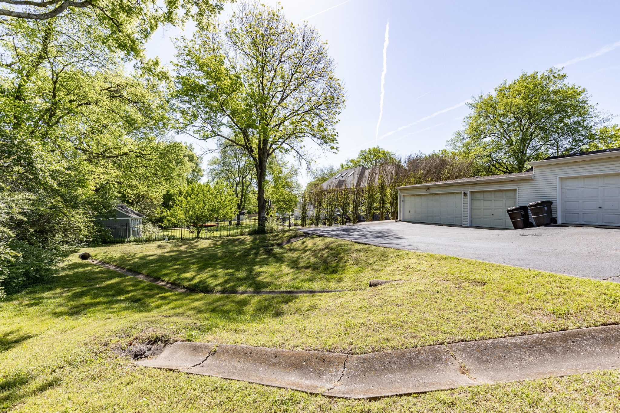 1435 Lewis Road Madison, TN 37115 - Photo 25 of 33 Gallery Image 25