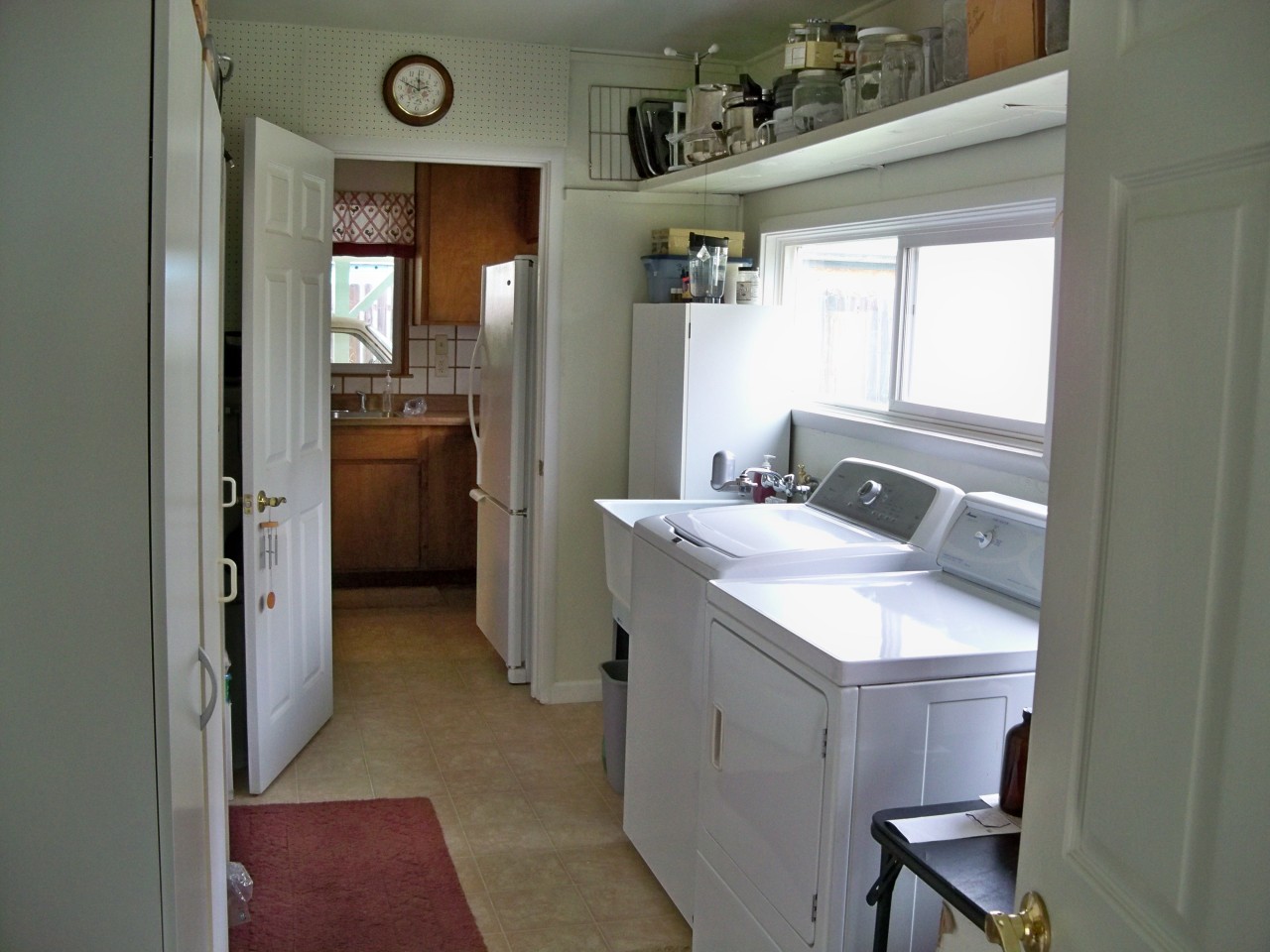 21932 Lone Tree Road Anderson, CA 96007 - Photo 7 of 26 a bathroom with a sink and a mirror
