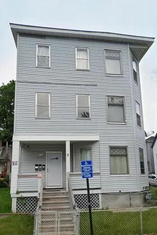 $2,400 | 9 Winslow Street, Unit 2, Worcester, MA 01609