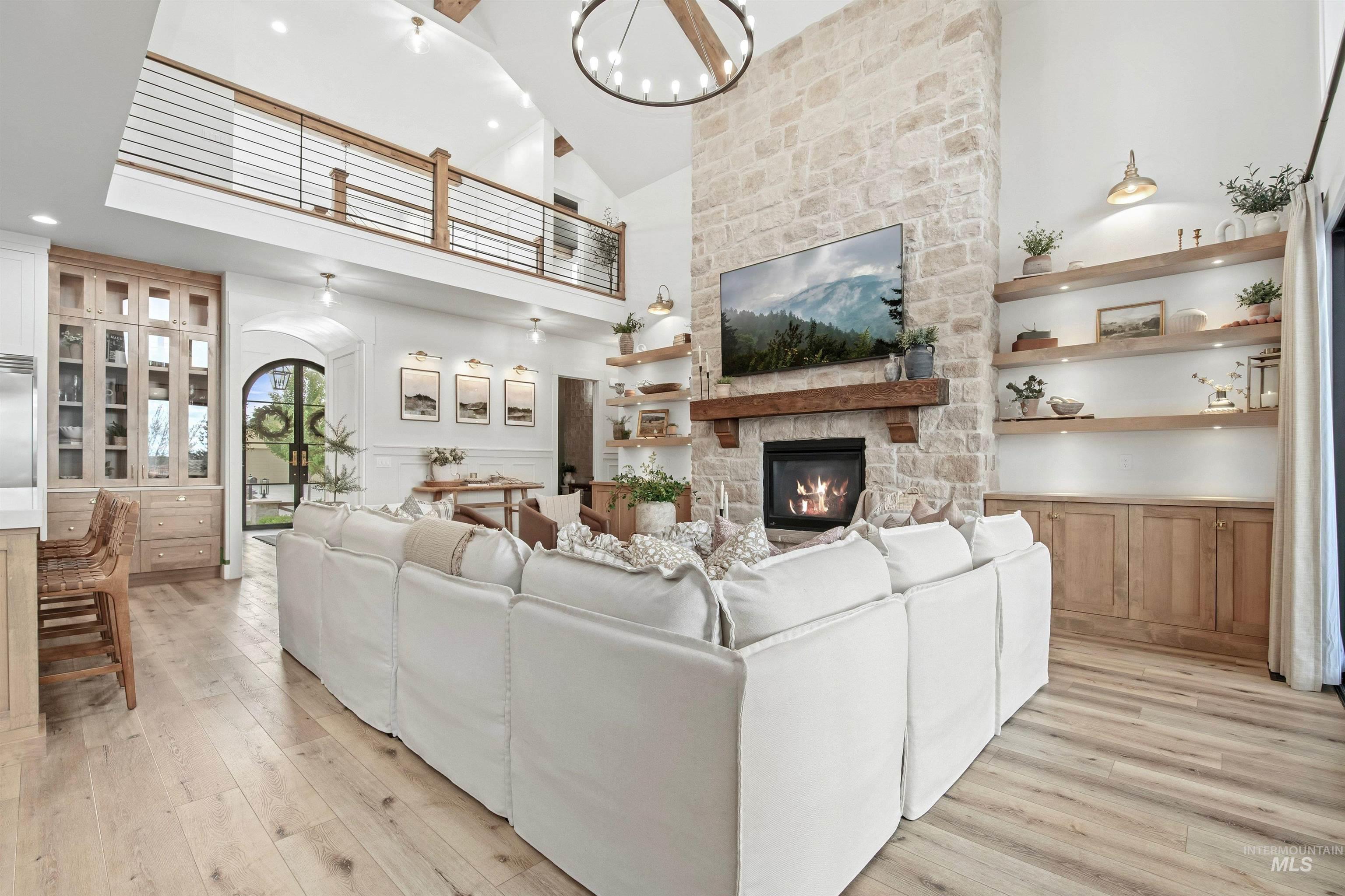 6805 South Pemberley Way Meridian, ID 83642 - Photo 4 of 50