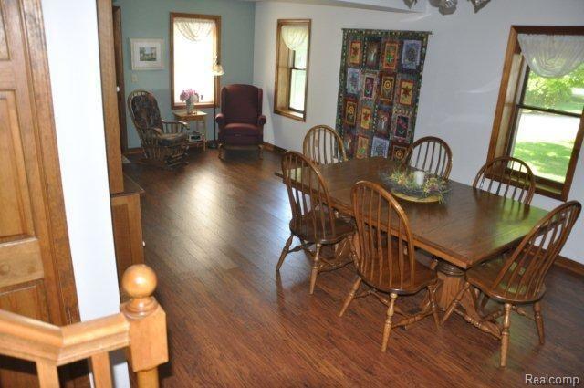 2383 North Morrish Road Flushing, MI 48433 - Photo 13 of 32 dining.jpg