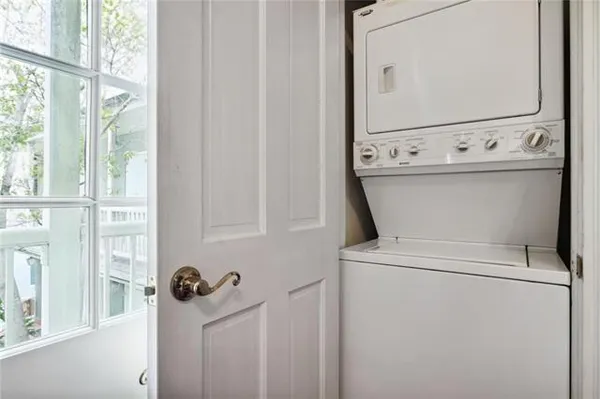 $400,000 | 1022 St Peter, Unit 208, New Orleans, LA 70116