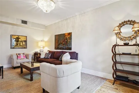 $400,000 | 1022 St Peter, Unit 208, New Orleans, LA 70116