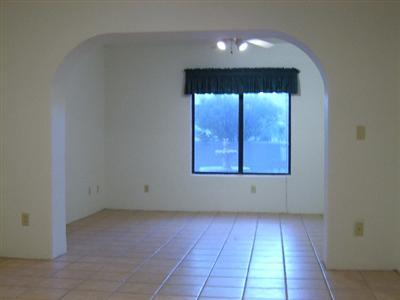 9932 North Ridge Shadow Place Tucson, AZ 85704 - Photo 4 of 10