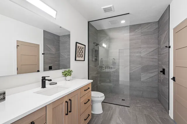 $1,149,900 | W8251 Hackberry Hills Drive, Hortonville, WI 54944