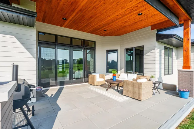 $1,149,900 | W8251 Hackberry Hills Drive, Hortonville, WI 54944