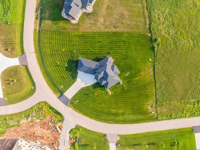 $1,149,900 | W8251 Hackberry Hills Drive, Hortonville, WI 54944