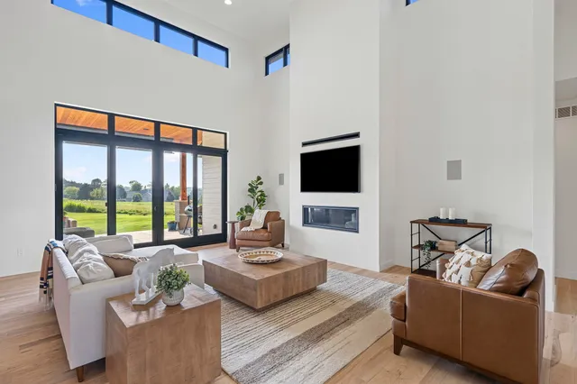 $1,149,900 | W8251 Hackberry Hills Drive, Hortonville, WI 54944