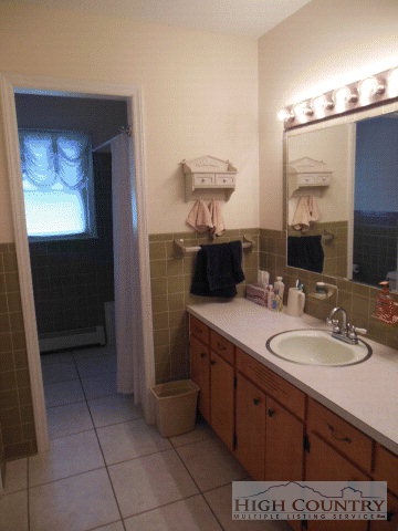 129 Estep Valley Road Sparta, NC 28675 - Photo 4 of 28 Gallery Image 4
