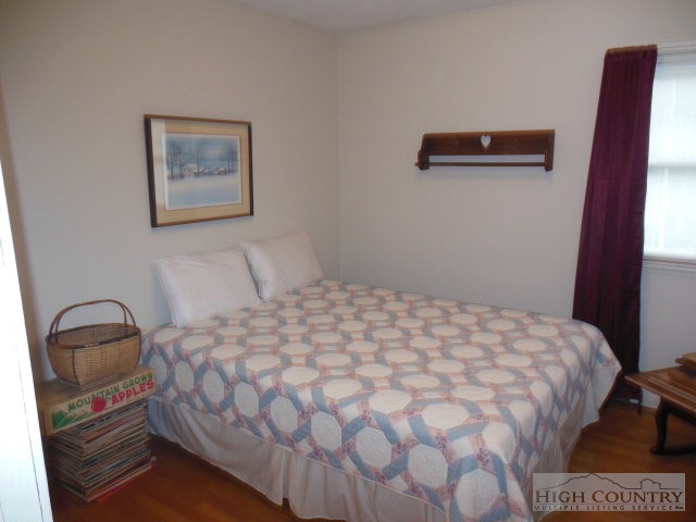 129 Estep Valley Road Sparta, NC 28675 - Photo 6 of 28 Gallery Image 6
