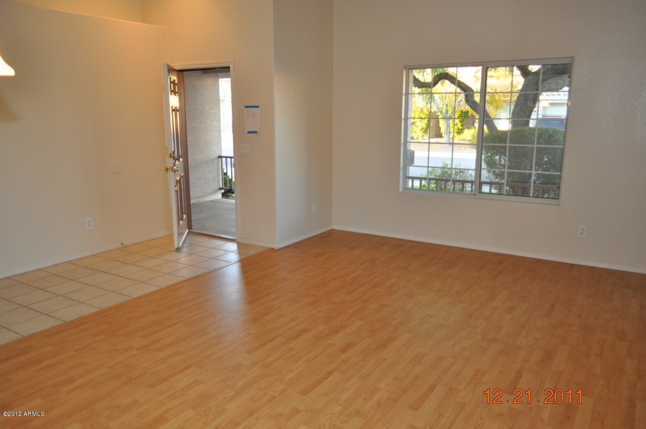 3933 West Bloomfield Road Phoenix, AZ 85029 - Photo 3 of 22 C:\fakepath\DSC_0241