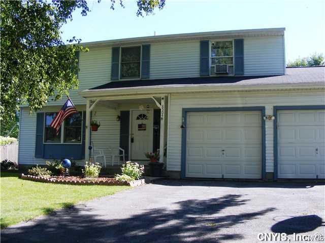 8504 Bayridge Road Cicero, NY 13039 - Photo 1 of 1 Exterior Front