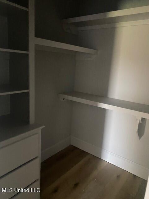 124 St Croix Lane Madison, MS 39110 - Photo 14 of 25 built-ins master closet